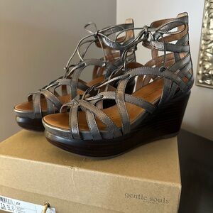 Gentle Souls Metallic pewter Wedge Sandals 7.5
